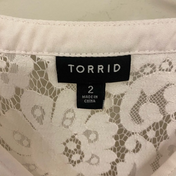 Torrid button up blouse - Picture 2 of 3